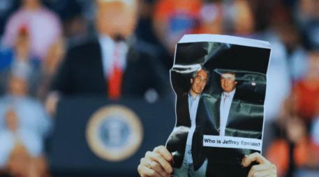 Nuevos archivos del caso Epstein revelan que Donald Trump realizó varios viajes en el avión privado del empresario durante la década de 1990. EFE/ARCHIVO