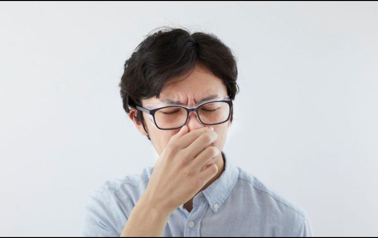Aunque es un problema común, los malos olores en el baño pueden causar incomodidad al recibir visitas si no se eliminan de manera adecuada. CANVA
