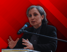 Carmen Aristegui deseó una feliz Navidad y lo mejor para 2026. 