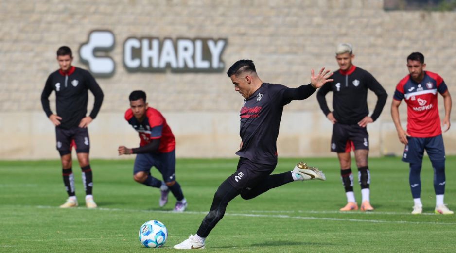 Atlas enfrentó un duelo amistoso celebrado en las instalaciones de la Academia AGA. X/ @ATLASFC.