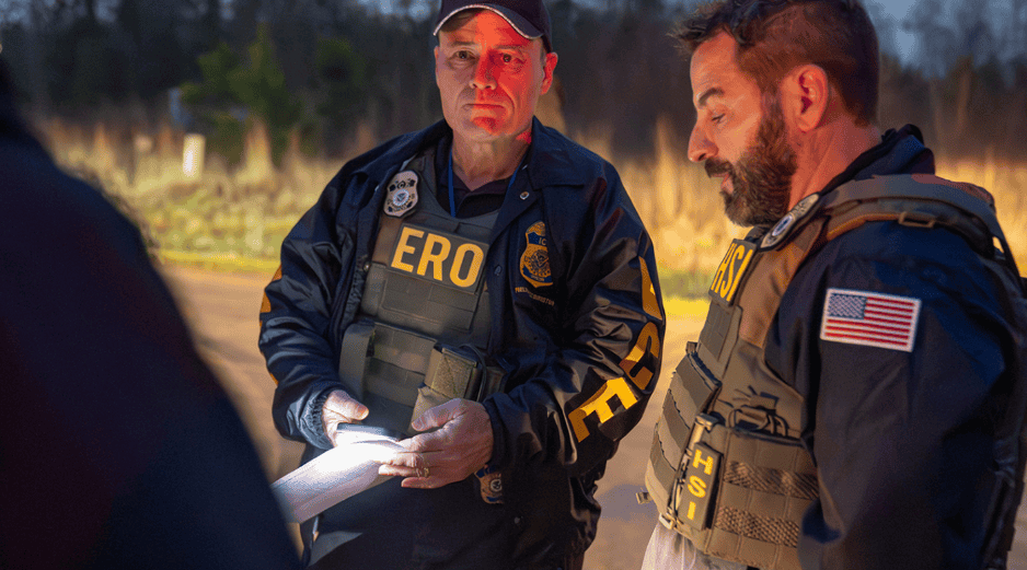 El aumento de la población detenida coincide con una acumulación récord de casos en los tribunales de inmigración. https://www.ice.gov/