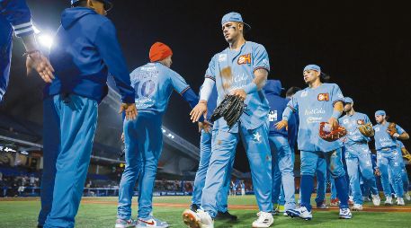 La actividad de los Charros de Jalisco aporta un ingrediente especial a estas fechas, al mantener vivo el interés por el beisbol invernal. CORTESÍA/Charros de Jalisco