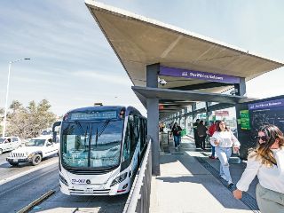 La mayoría de los servicios del transporte público operarán en su horario normal durante toda la temporada vacacional. ESPECIAL