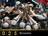 El pasado mes de febrero, los Philadelphia Eagles humillaron a los Kansas City Chiefs (40-22), sumando así su segundo trofeo Vince Lombardi. ESPECIAL / AFP y CANVA