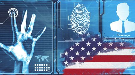 La nueva regla afecta a todos los no ciudadanos, incluidos aquellos que posean una tarjeta de residencia permanente, residentes temporales, trabajadores temporales, menores de edad y adultos mayores. ESPECIAL / CANVA