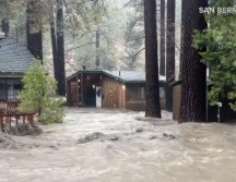 Las fuertes lluvias causaron inundaciones repentinas en el sur de California durante una de las peores tormentas navideñas en ese Estado de EU. X / @SBCOUNTYFIRE