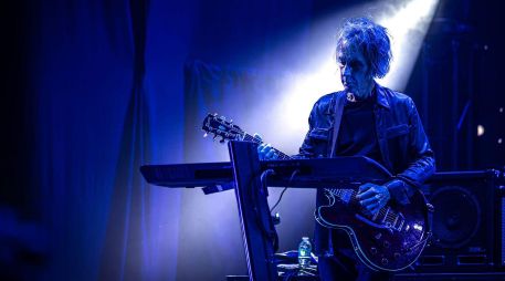 La agrupación británica The Cure despidió a Perry Bamonte, uno de los músicos que marcó su evolución a lo largo de los años. FACEBOOK/The Cure