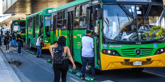 Publican en el Peri&oacute;dico Oficial alza a tarifa del transporte p&uacute;blico