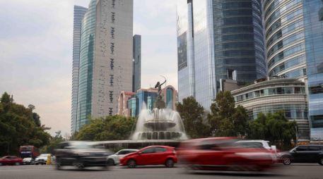 El programa Hoy No Circula se aplica de las 5:00 a las 22:00 horas en todas las alcaldías de la Ciudad de México y en tres zonas conurbadas del Estado de México. SUN/L. Camacho