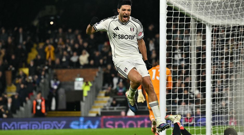 Con este nuevo tanto, Raúl Jiménez alcanzó la cifra de cuatro goles en lo que va de la temporada de la Premier League. AFP / ARCHIVO