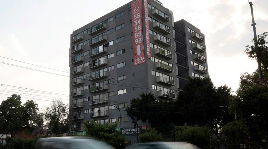 La gentrificación en la Ciudad de México ha sido un largo proceso generado desde hace varias décadas por los cambios en los usos de suelo de edificios. EFE/J. Méndez