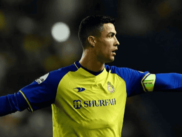 Cristiano suma casi mil anotaciones después de formar parte de reconocidos clubes, como Sporting, Manchester United, Real Madrid, Juventus y, ahora, el Al Nassr. EFE / ARCHIVO