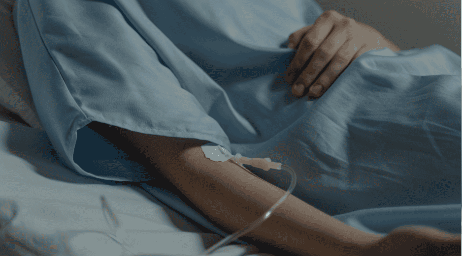 Este caso dejó en evidencia cómo los festejos decembrinos, caracterizados por abundantes platillos y bebidas, pueden provocar afectaciones gastrointestinales cuando no se moderan las cantidades. CANVA