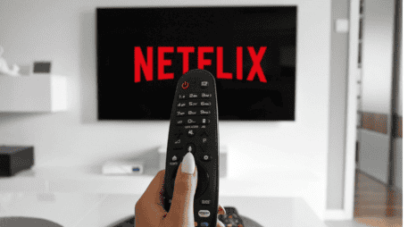 Con nuevas producciones y episodios finales, Netflix renueva su catálogo justo a tiempo para las celebraciones de fin de año. PIXABAY