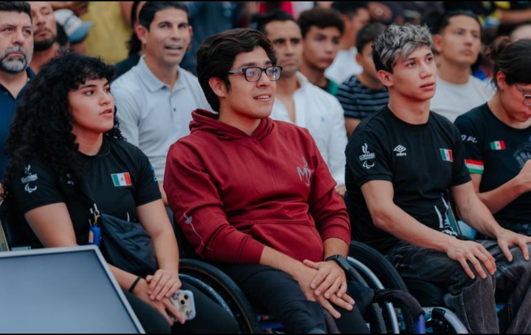 El apoyo benefició a 69 mujeres y 87 hombres que practican disciplinas como natación, atletismo, futbol, ballet y clavados. CORTESÍA