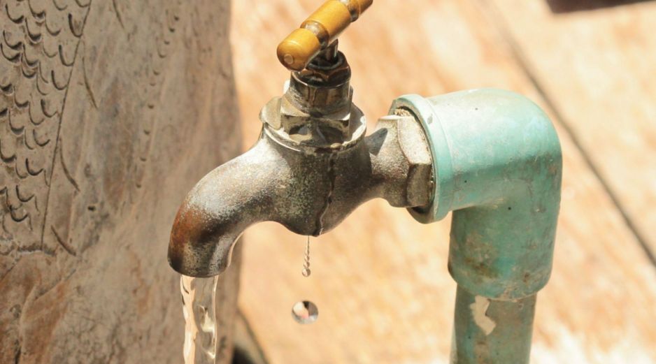 Para mitigar las afectaciones, el gobierno municipal pone a disposición de la ciudadanía el servicio gratuito de pipas. CANVA