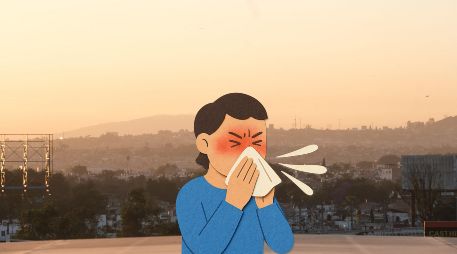 Durante esta temporada es frecuente la presencia del fenómeno atmosférico de inversión térmica, en el que una capa de aire caliente impide la dispersión de contaminantes, lo que favorece su acumulación. ESPECIAL / SECRETARÍA DE SALUD