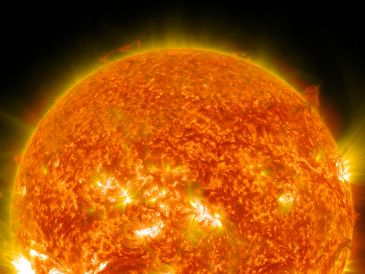 Esto es lo que produce una breve explosión de radiación en la superficie del sol. ESPECIAL / UNSPLASH NASA