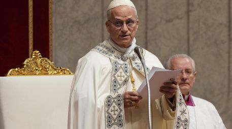 León XIV vive por primera vez un Año Nuevo como pontífice y este jueves ofició en la basílica de San Pedro del Vaticano la tradicional misa de la Solemnidad de María Santísima Madre de Dios. AP