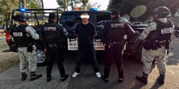 Seguridad en Jalisco: Capturan a guardia de seguridad "pirata" en el Tren Ligero