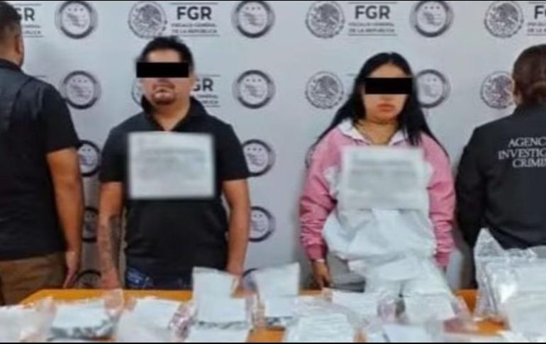 Elementos de la Fiscalía General de la República (FGR), Secretaría de Marina (Semar) y Secretaría de Seguridad y Protección Ciudadana (SSPC) catearon un inmueble en el puerto de Progreso donde detuvieron a dos personas. ESPECIAL