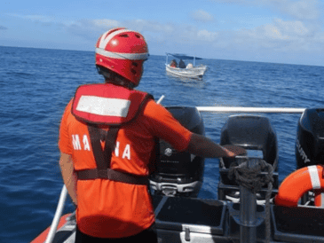 El percance hundió la nave y dejó en riesgo a sus ocupantes, que lanzaron el llamado de emergencia y se pidió la ayuda de salvamento. SUN / ARCHIVO