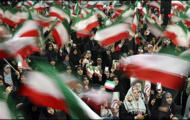 Durante los cinco días de protestas que comenzaron el domingo pasado han muerto hasta ahora siete personas. EFE / A. TAHERKENAEH