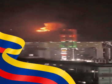 Un estruendo despertó a los venezolanos en Caracas alrededor de las dos de la madrugada de este sábado. EFE / Redes sociales