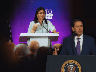 "Marco (Rubio) está trabajando directamente (con Delcy Rodríguez)", aclaró Trump. EFE