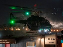Fotografía muestra el helicóptero dónde es trasladado Nicolás Maduro este sábado en el helipuerto Westside en Nueva York. EFE/ Ángel Colmenares
