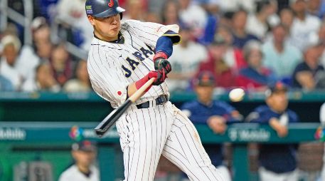 El nipón, seleccionado seis veces para el Juego de Estrellas, tiene un promedio de .277 con 248 jonrones y 717 carreras impulsadas en 11 temporadas en la liga japonesa. AP