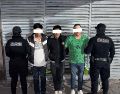 Los detenidos, identificados como Jesús ‘N’, Miguel ‘N’ y Ángel ‘N’ de 23, 24 y 42 años de edad, respectivamente, fueron puestos a disposición de un agente de la Fiscalía General de la República. ESPECIAL/Policía de Jalisco