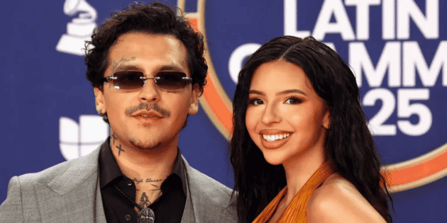 &Aacute;ngela Aguilar se vuelve tendencia tras "cachetear" a Nodal