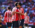 Chivas terminó su preparación rumbo al Clausura 2026 con una victoria de 3-1 sobre Leones Negros, resultado que le permitió quedarse con el tercer lugar de la Copa Pacífica en un duelo disputado en el Estadio Jalisco. EL INFORMADOR / J. Acosta