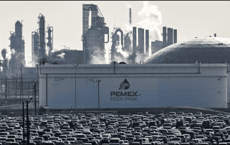 Entre enero y septiembre de 2025, Pemex reportó pérdidas netas por 45 mil millones de pesos, de acuerdo con sus reportes financieros. AFP / ARCHIVO