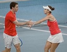 El cuadro helvético formado por Belinda Bencic y Jakub Paul tumbaron a sus oponentes italianos. AFP