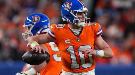 Tras 18 semanas de colisiones, estrategias magistrales y desilusiones de último segundo, el campo de batalla ha quedado limpio. AP/ D. Zalubowski.