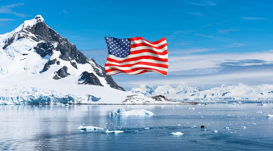 En un comunicado, los mandatarios reiteraron que la estratégica isla ártica, rica en minerales, 