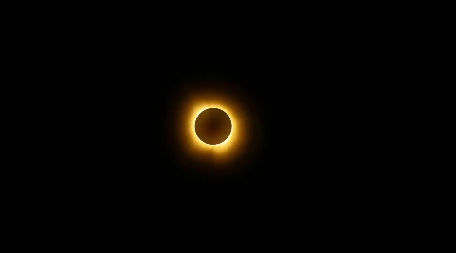 El nombre de eclipse solar anular se debe a la posición de la Luna durante el evento. PEXELS