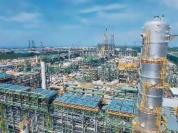 La Refinería Dos Bocas enfrenta juicios laborales y administrativos, con pérdidas estimadas por indemnizaciones y pagos pendientes. ESPECIAL