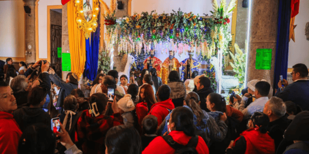 Veneran con fe a los Reyes Magos de Cajititl&aacute;n