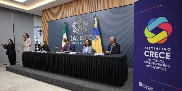 Presentan distintivo Crece para espacios laborales incluyentes