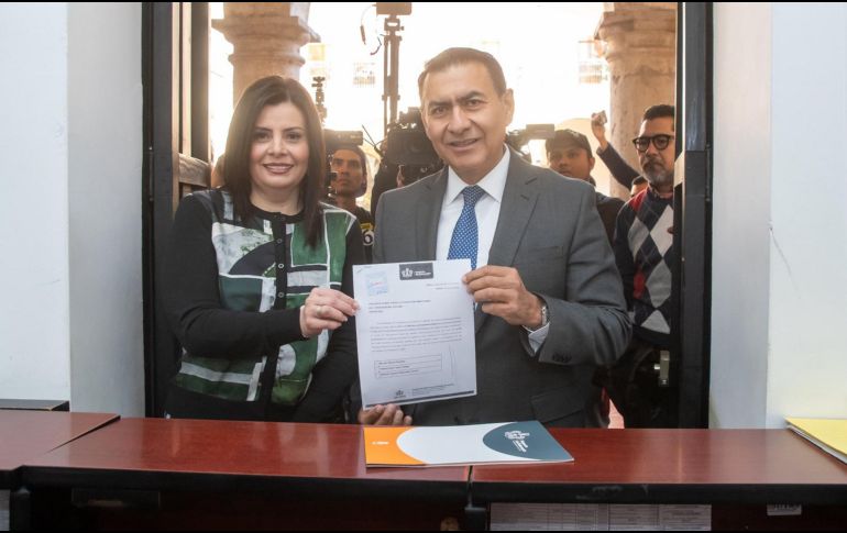 Salvador Zamora descarta que haya afectación a la autonomía de la dependencia por los cargos de los aspirantes que intregan la terna presentada el día de hoy en el Congreso de Jalisco. ESPECIAL / FACEBOOK Salvador Zamora