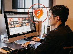 Los conocidos reguladores o no-breaks, son aquellos dispositivos que protegen tus aparatos eléctricos de bajones y subidas de voltaje o cuando hay apagones. ESPECIAL / CANVA