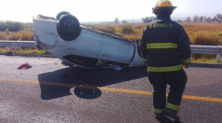 El Gobierno municipal informó que un vehículo KIA y otro Nissan protagonizaron el percance. ESPECIAL / PC Tlajomulco