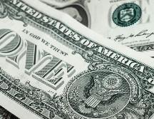 Al cierre de operaciones de la tarde del jueves 8 de enero de 2026, el dólar se negoció en torno a 17,98 pesos, prácticamente sin variación respecto a la sesión previa, de acuerdo con datos de Dow Jones. PEXELS / PIXABAY