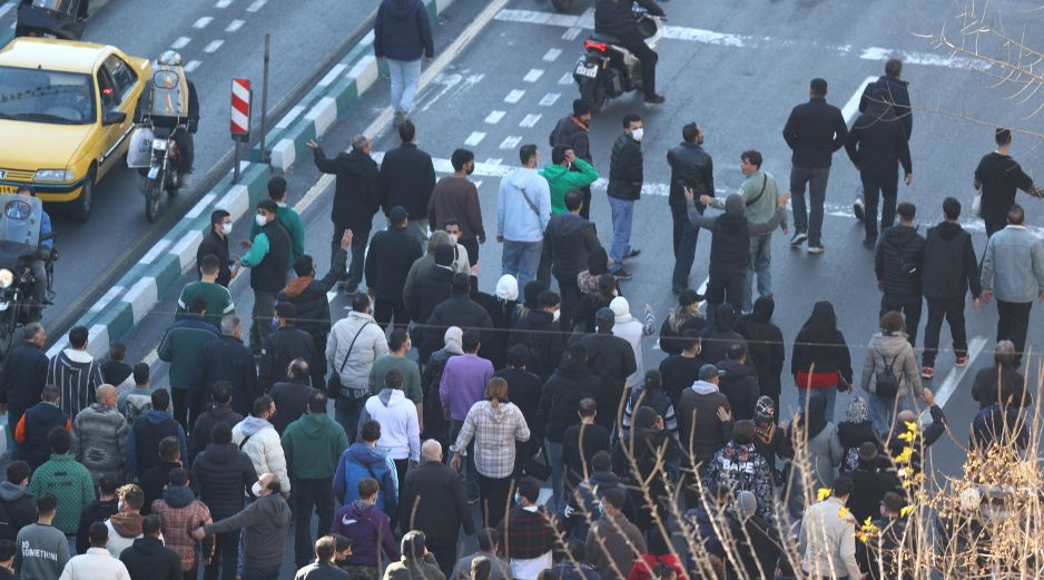 El régimen iraní ha ejercido una fuerte censura para evitar la difusión de imágenes de las protestas en Teherán. AFP