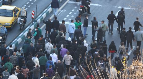 El régimen iraní ha ejercido una fuerte censura para evitar la difusión de imágenes de las protestas en Teherán. AFP