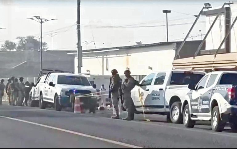 Los restos humanos estaban al interior de 10 costales, tirados afuera de un complejo de locales textiles. ESPECIAL