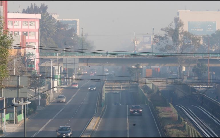Conoce los horarios de las actualizaciones y también los vehículos que Hoy No Circulan en CDMX y Edomex. SUN / ARCHIVO